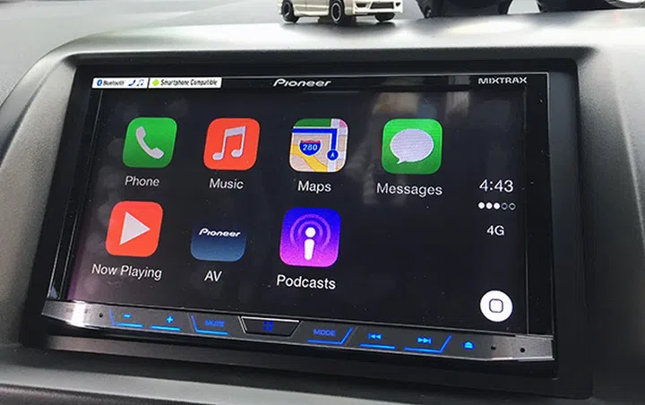 The Pioneer AVH-X8750BT was the one of the first in-car multimedia receivers to support Apple CarPlay.