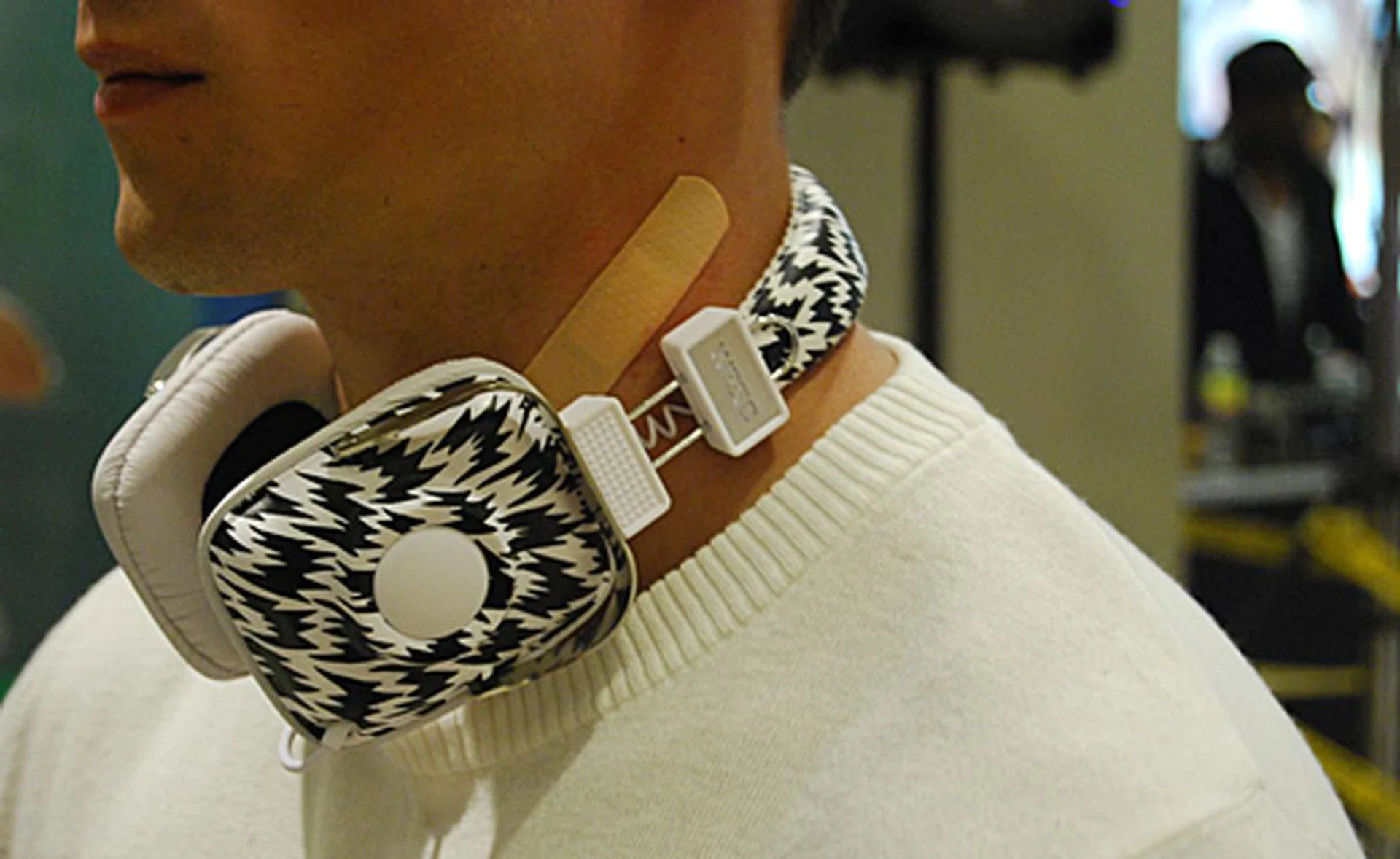 The other headphones have a definitive slant towards emphasizing aesthetics while still remaining affordable.