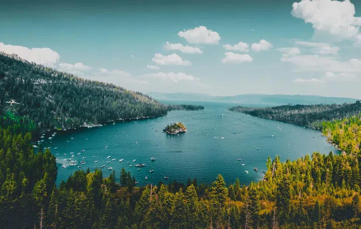 Lake Tahoe. Photo: Unsplash