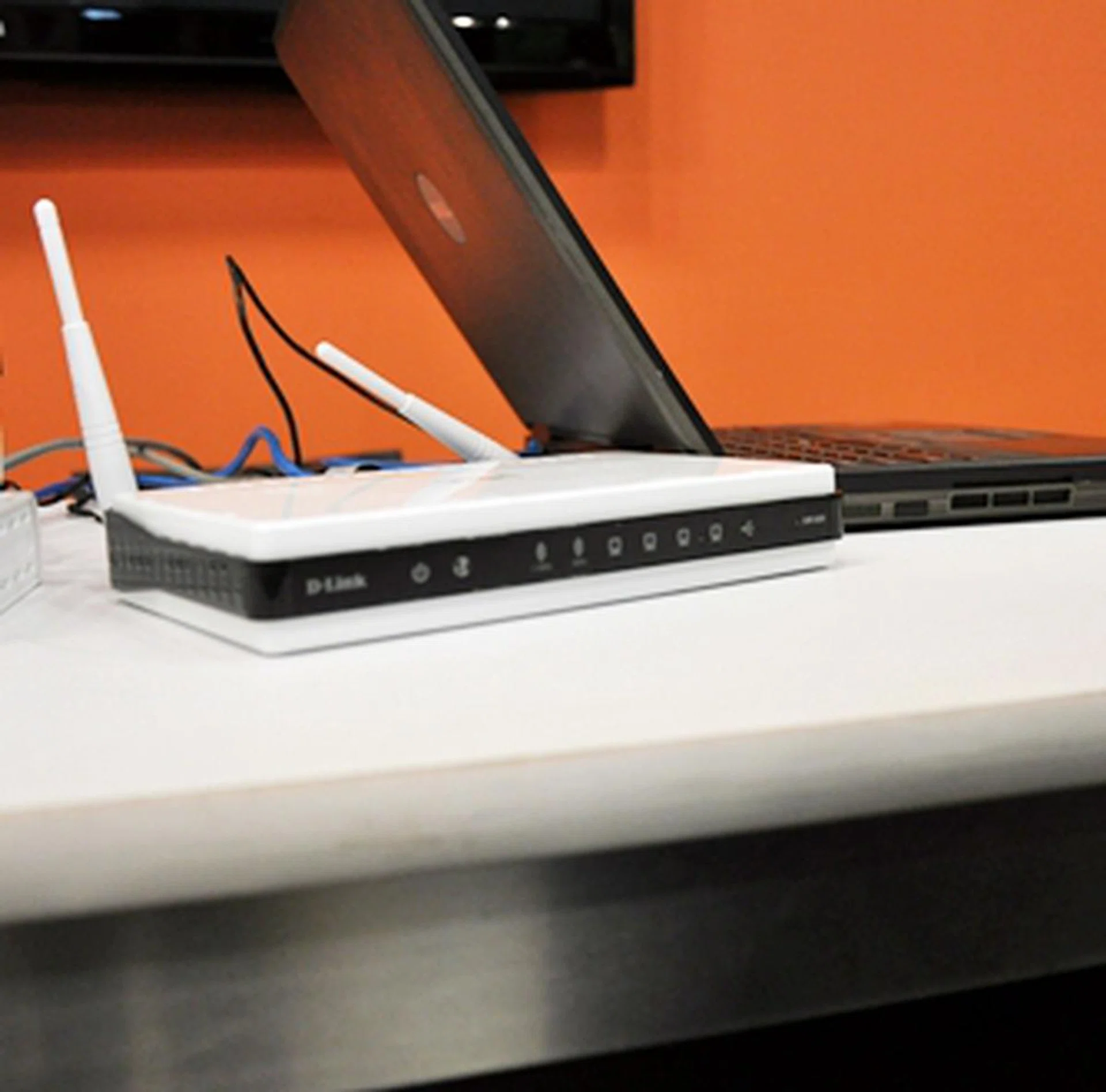 The DIR-825 Wireless Xtreme-N Dual Band Gigabit Router is as named - equipped with 2.4Ghz and 5Ghz bands, it also comes with Shareport Technology that enables you to share your harddrive's contents. Priced at $199.