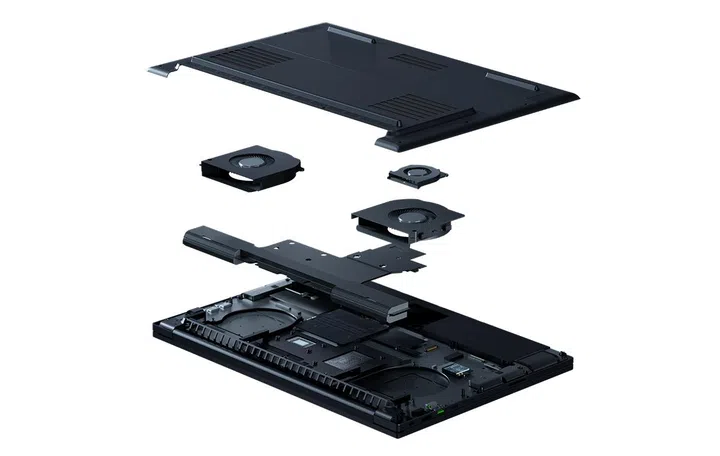 Given the high amount of heat the components will produce, Razer has also fitted a vapor chamber cooling system inside the Blade.