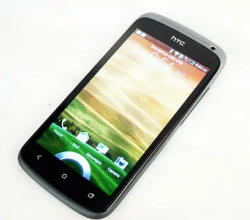 The HTC One S.