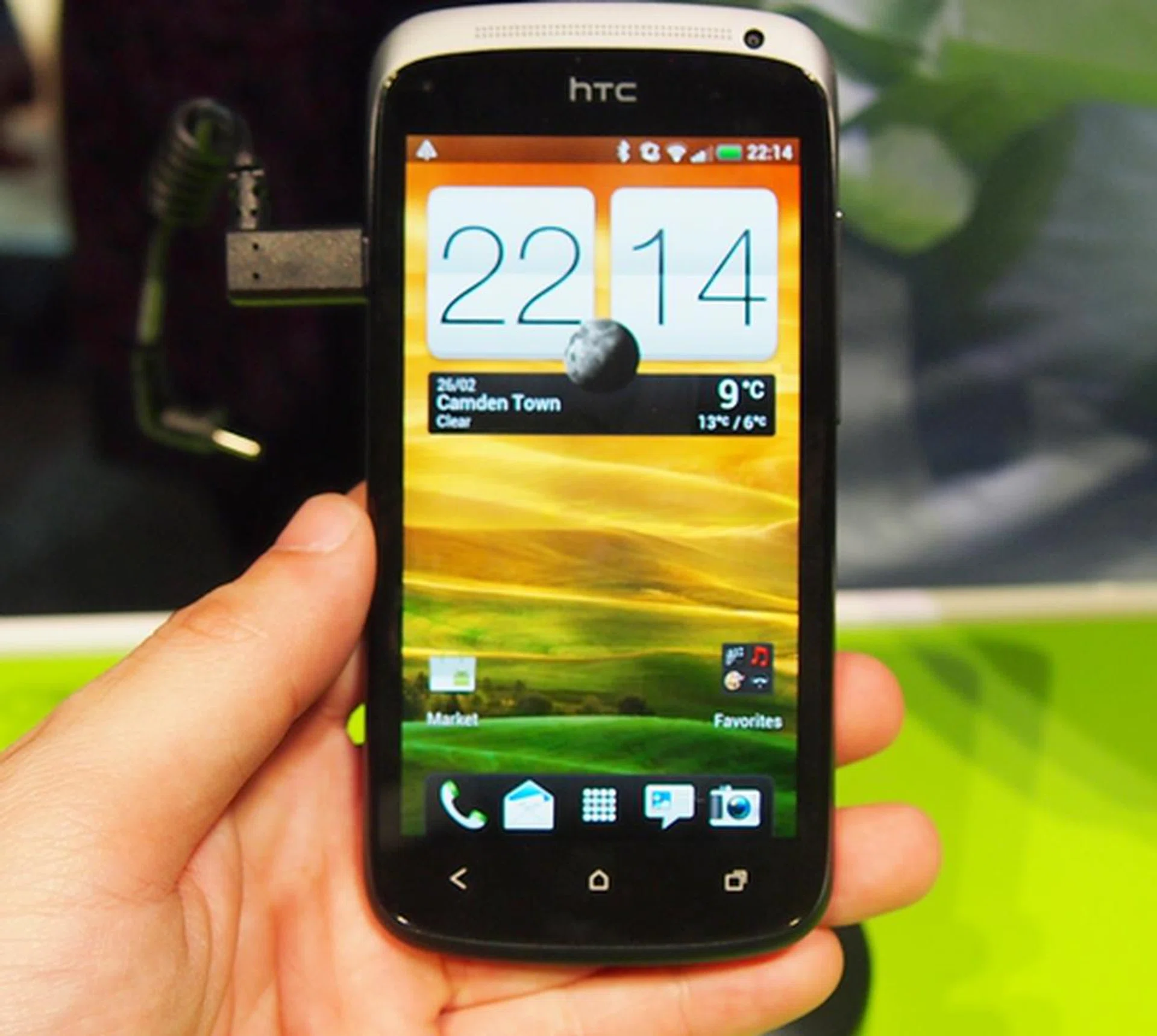 We liked the 4.3-inch Super AMOLED display on the HTC One S.