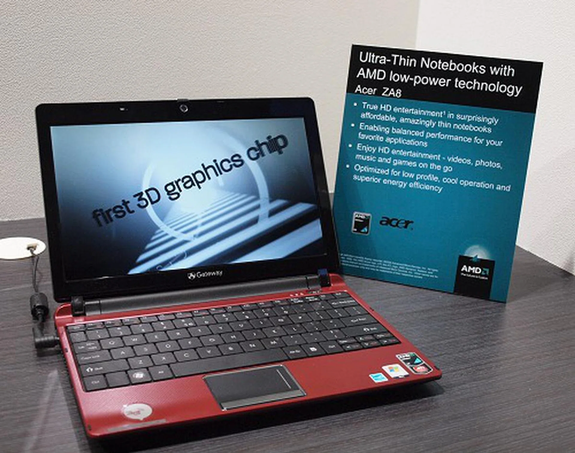  This sexy Gateway notebook is part of the thin and light notebook segment and is powered by an AMD Athlon processor. No other details are revealed yet.  