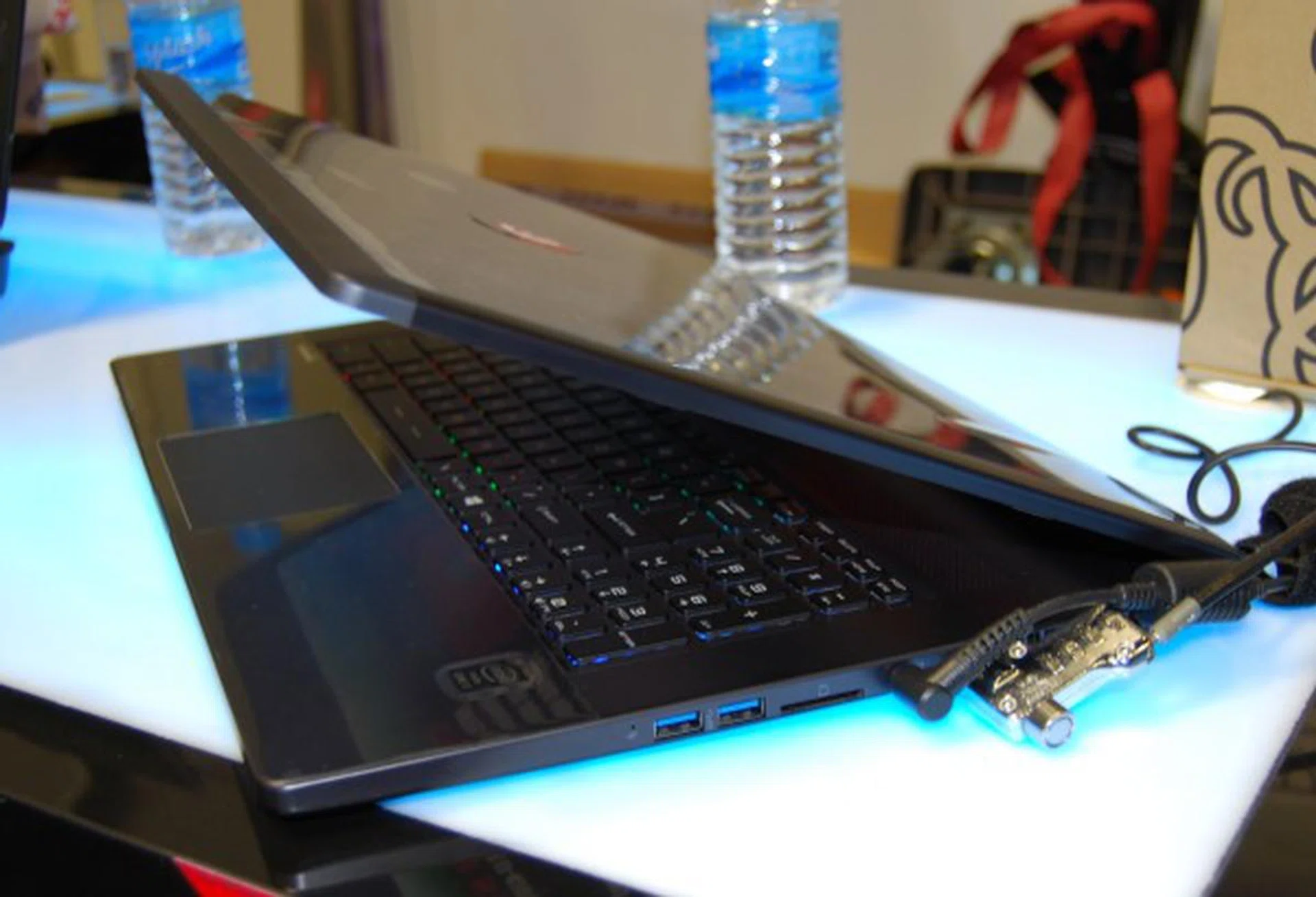 Check out how slim the GS70, 17-inch gaming notebook is.