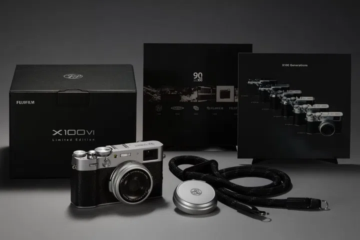 The X100VI will also be available in a limited edition version. Only 1934 units worldwide. (Image source: Fujifilm)