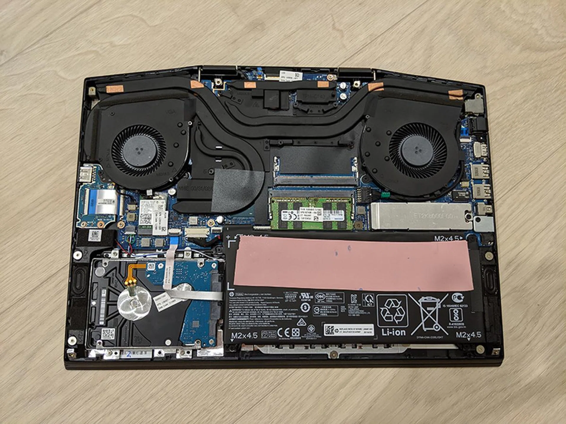 HP Omen 15