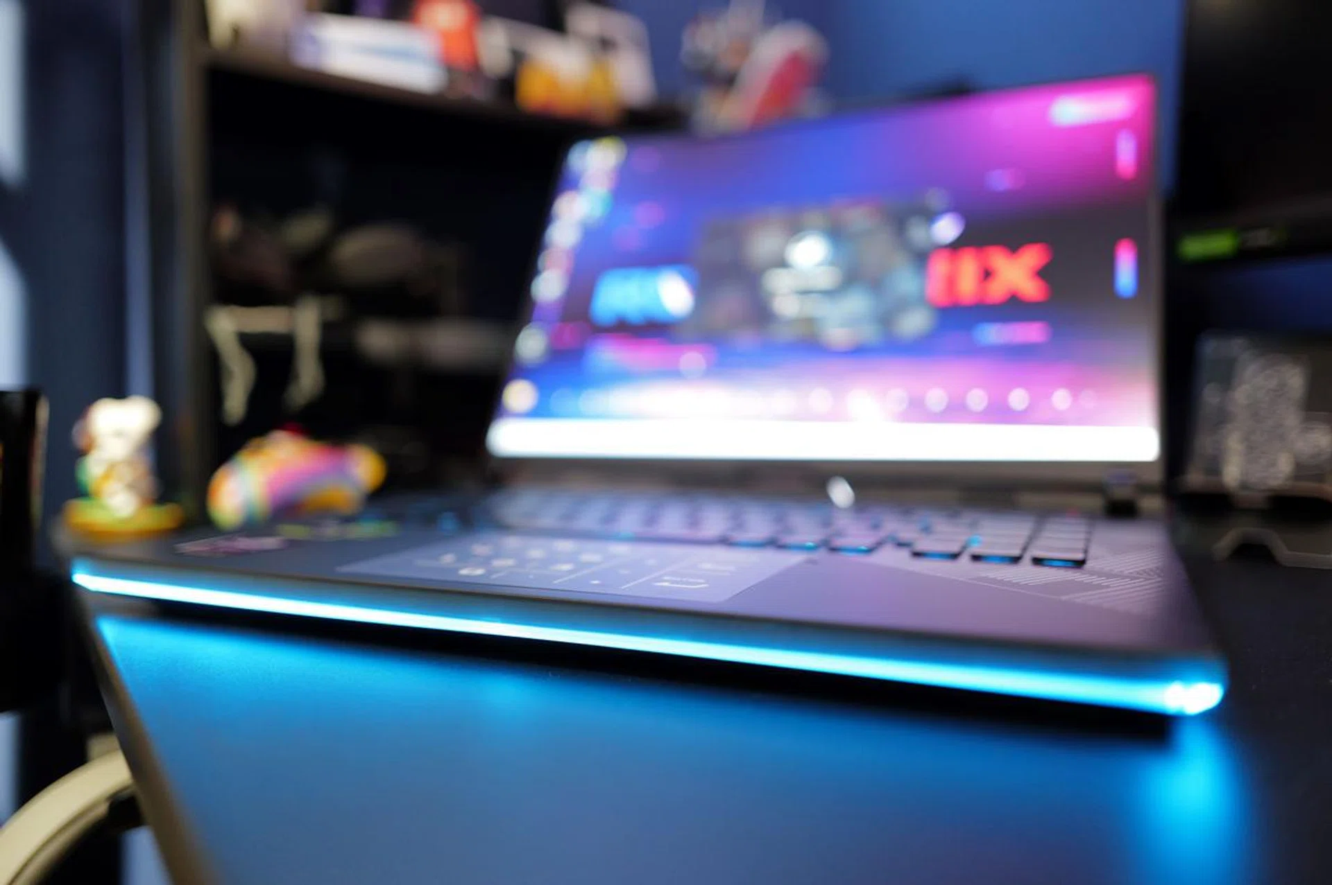 The ROG Strix Scar 16 is one of the first next-gen gaming notebooks powered by Intel's Core i9-14900HX and GeForce RTX 4090 Laptop GPU to land in our lab.