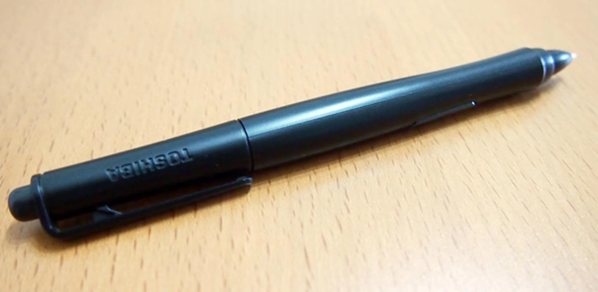 Toshiba's TruPen functions like a pen(cil). We will explain more in the software section.