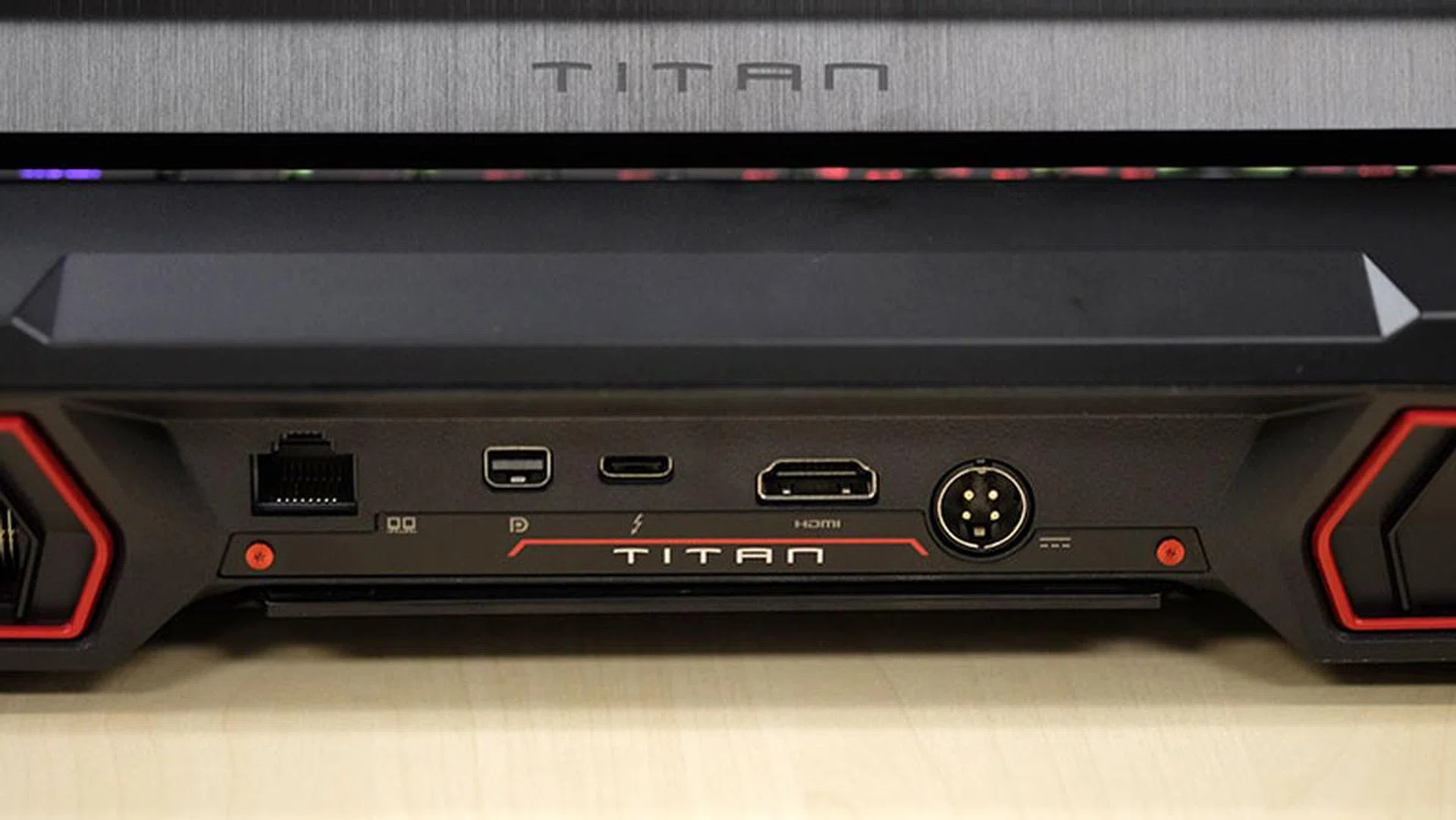 MSI GT75VR 7RF Titan Pro