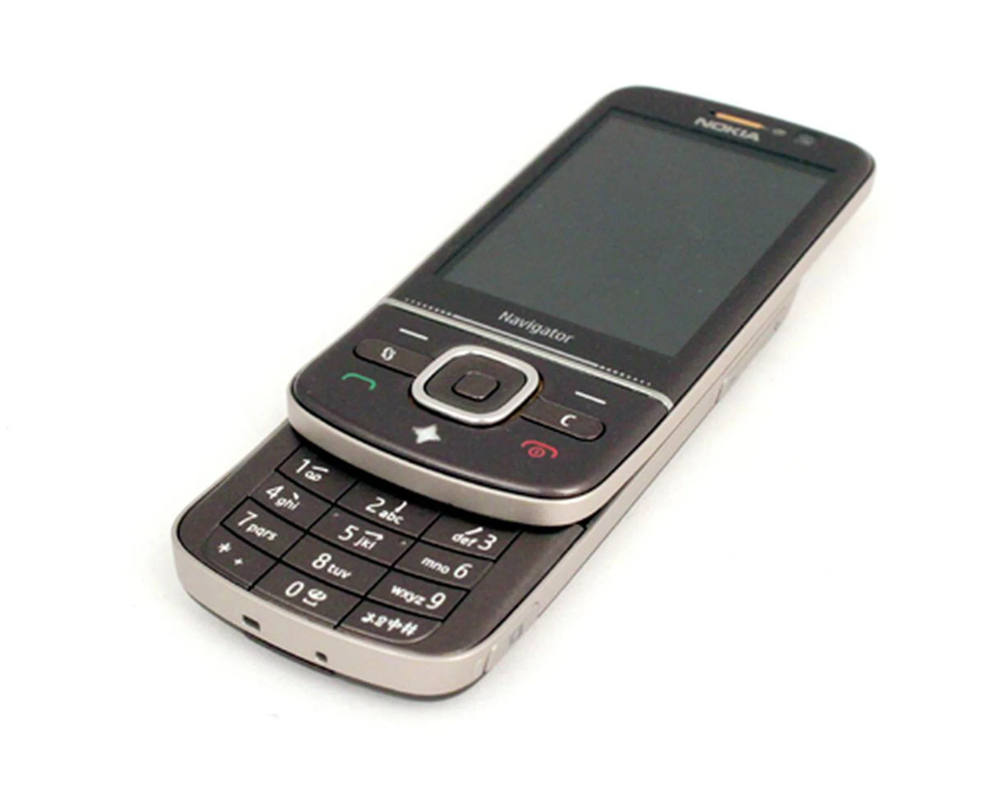 While there are a myriad of devices that comes with GPS capabilities, it's hard to find one that's truly dedicated to its navigational features. The Nokia 6710 Navigator will have little trouble providing directions for those who are lost, and living up to its Navigator namesake.