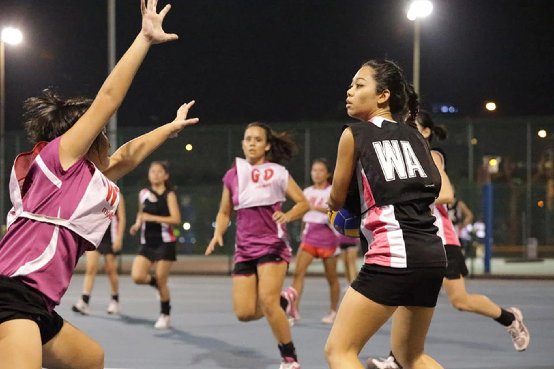 f/4.5 at 91mm, 1/1000 sec, ISO 40,000.