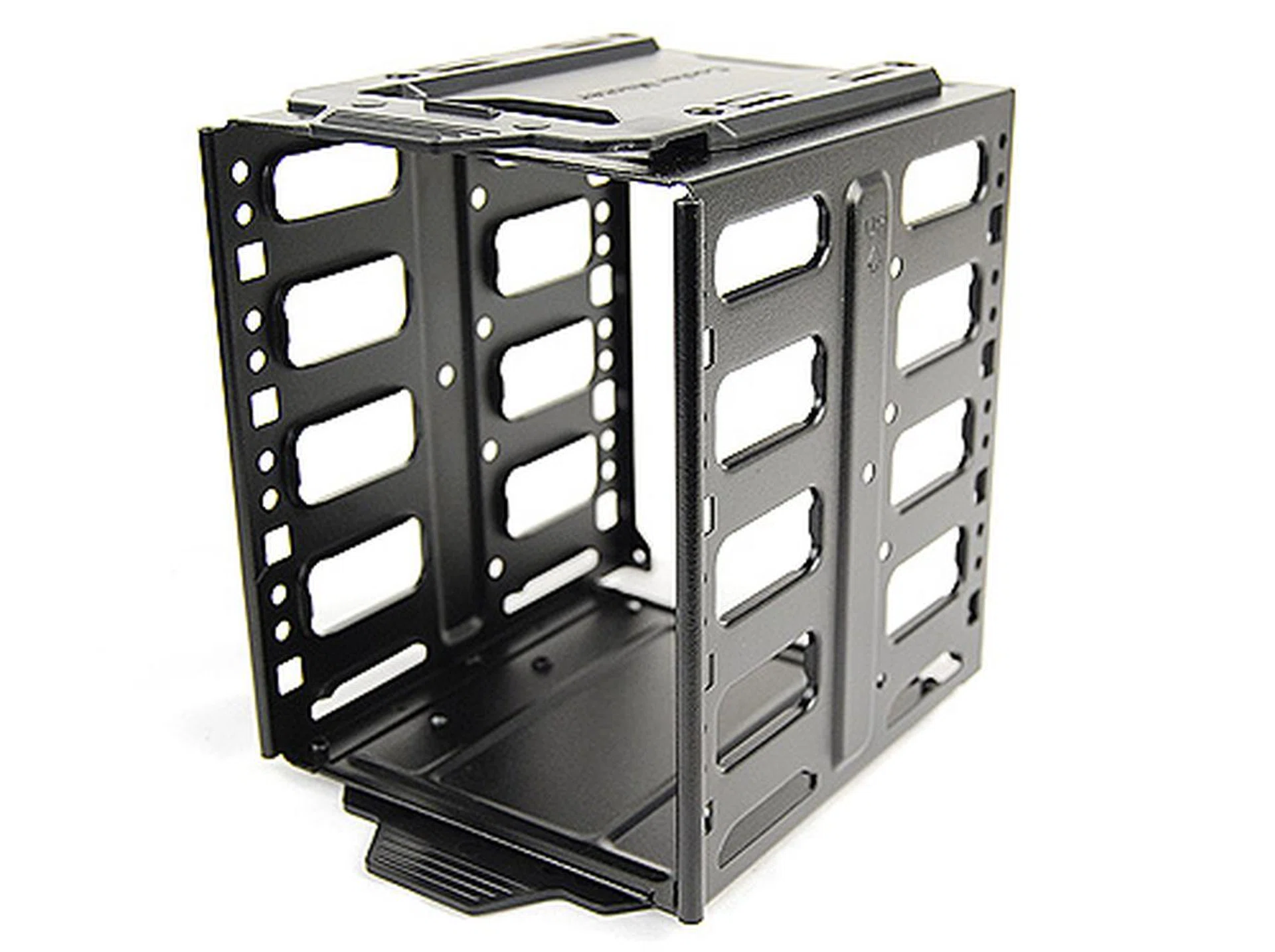 To accommodate larger graphics cards, the HDD cage is removable.