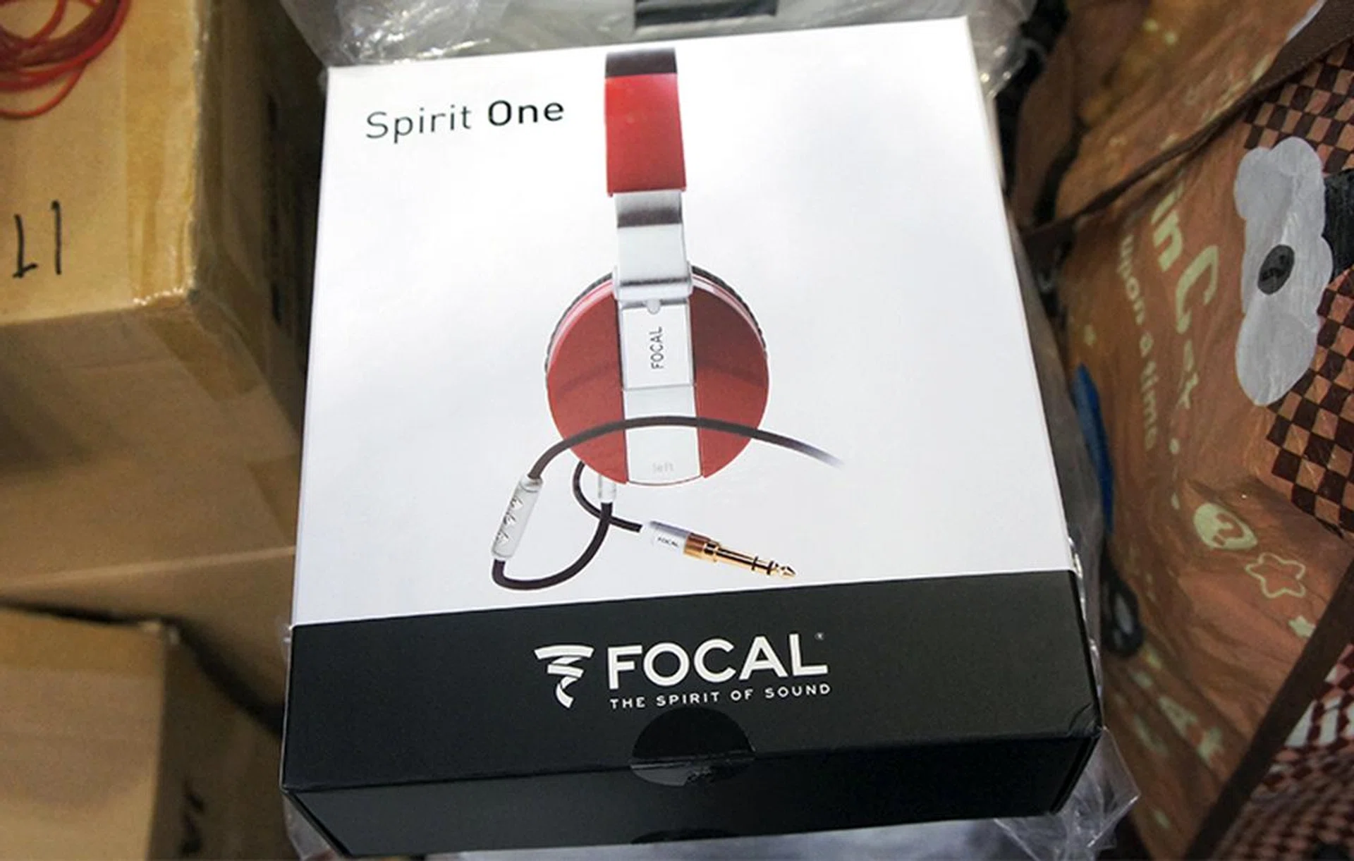 Focal's entry-level Spirit One headphones can be had for a significant discount. It is priced at $199 (U.P: $339).