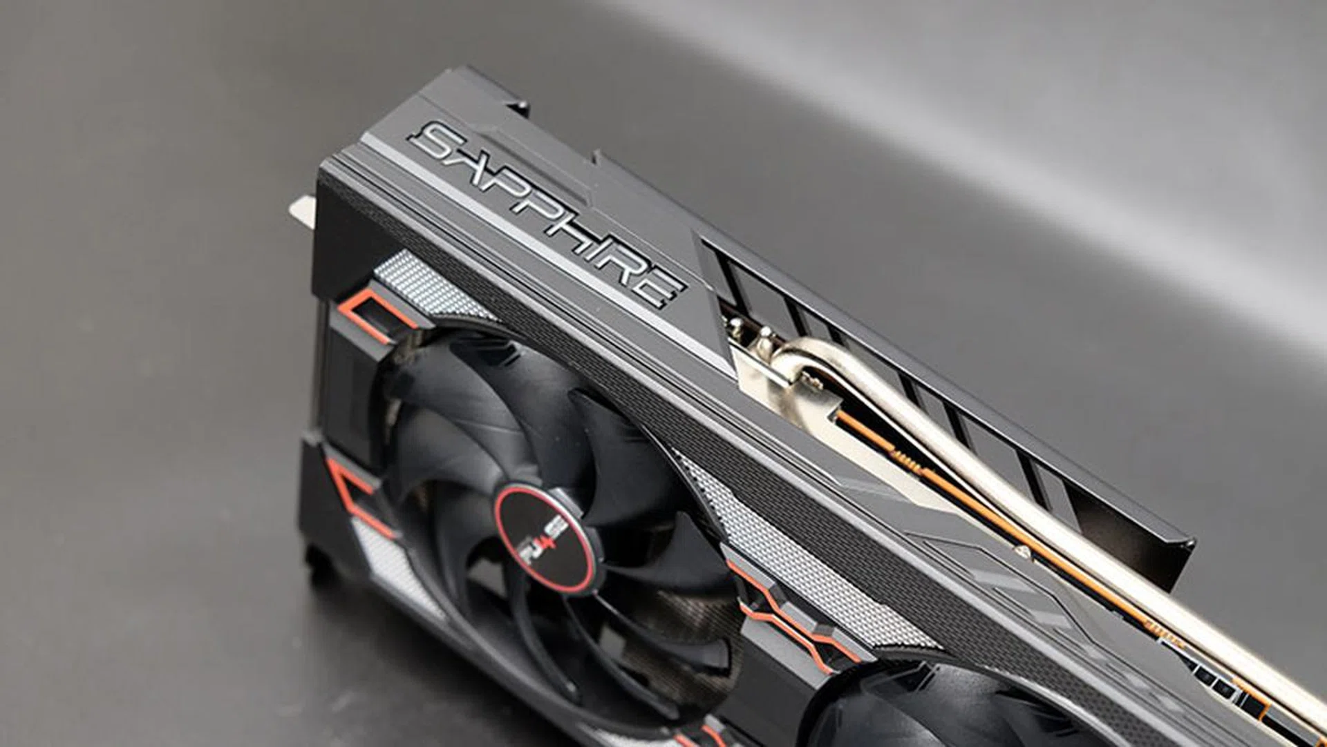 Sapphire Pulse Radeon RX 5600 XT
