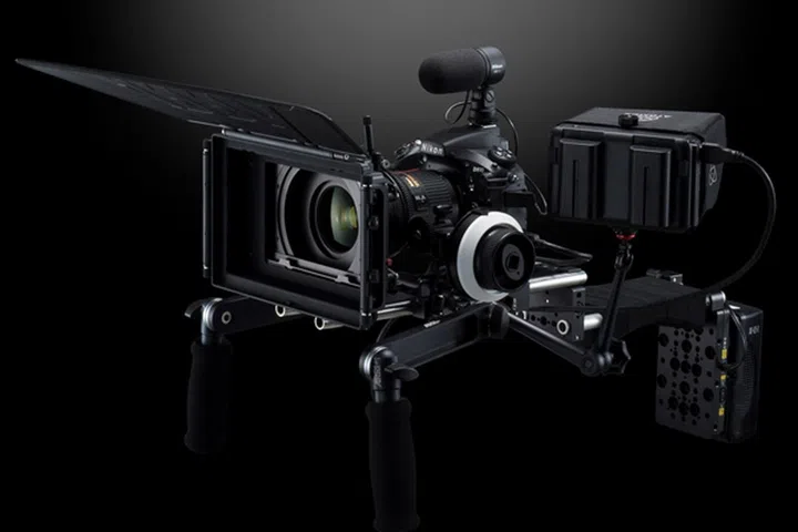 The D810 is meant to be a full-fledged movie recording camera. 