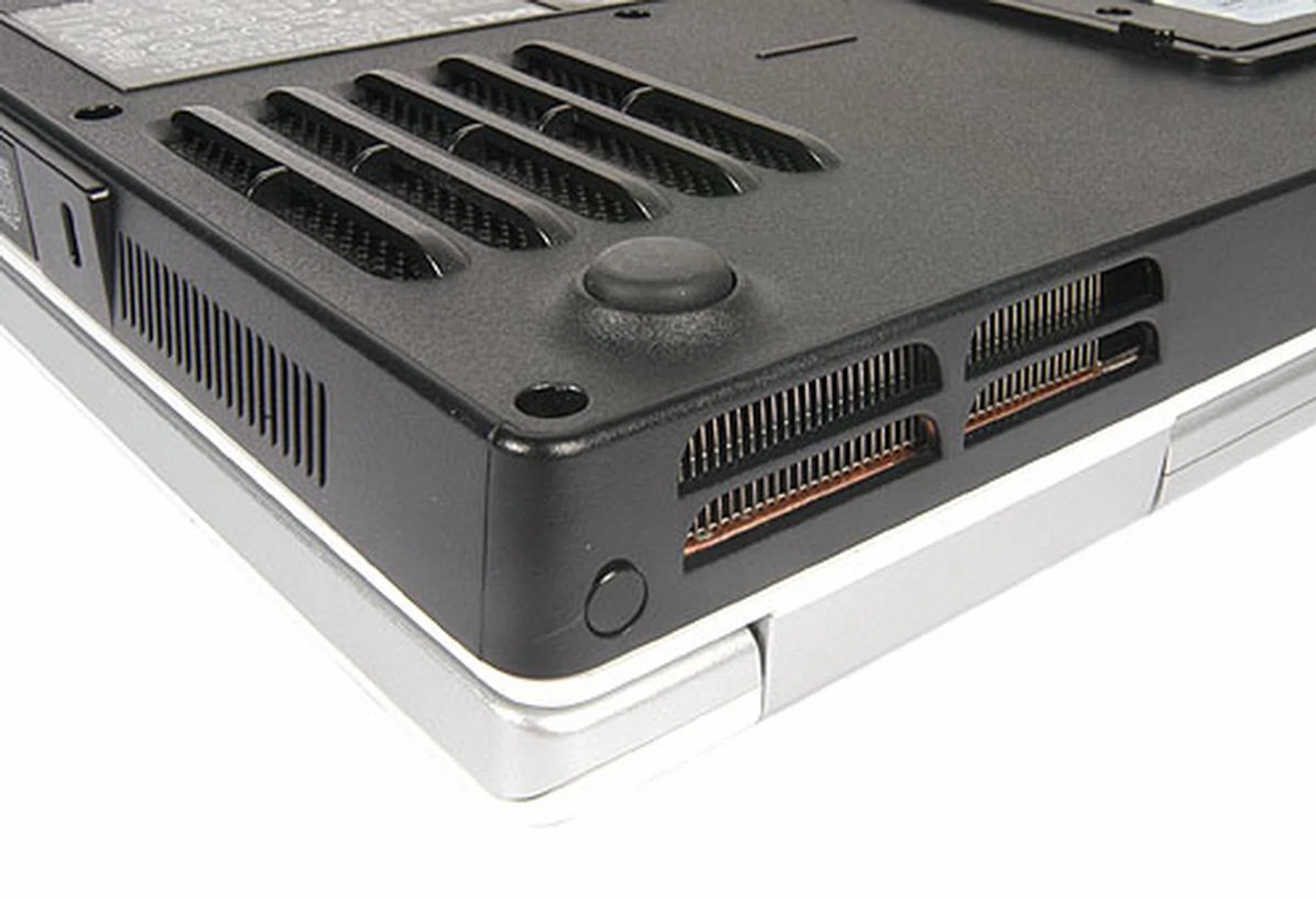 The exhaust found right behind the notebook can get pretty hot when running intensive programs. The inlet vent can be found below the notebook (above). Users should take note not to block this inlet or risk overheating the system.