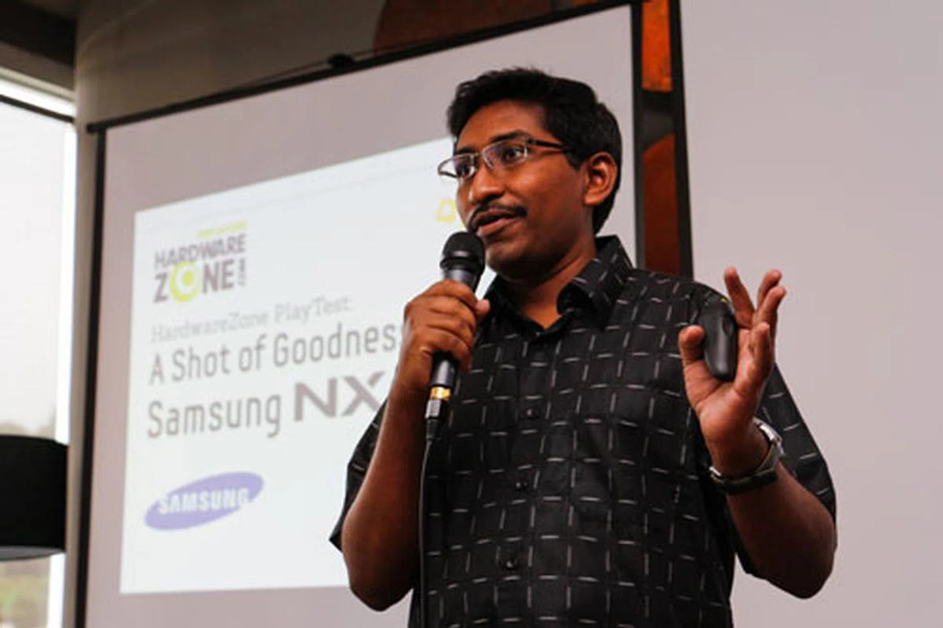 HardwareZone editor Vijay Anand opened the event with a short introduction.