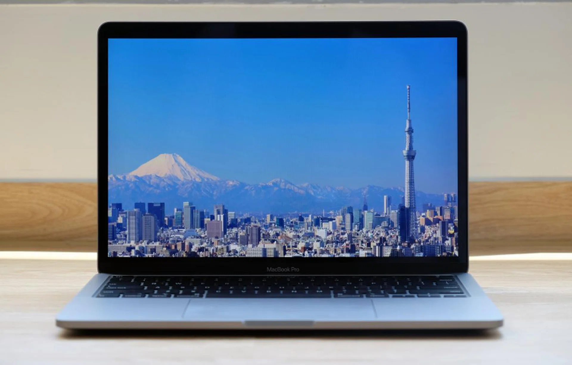 Say hi to the new 13-inch MacBook Pro with Magic Keyboard and 10th generation Intel Core processors.
