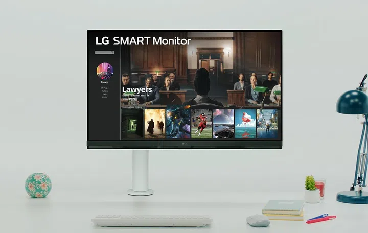 LG smart monitor 32SQ780S.