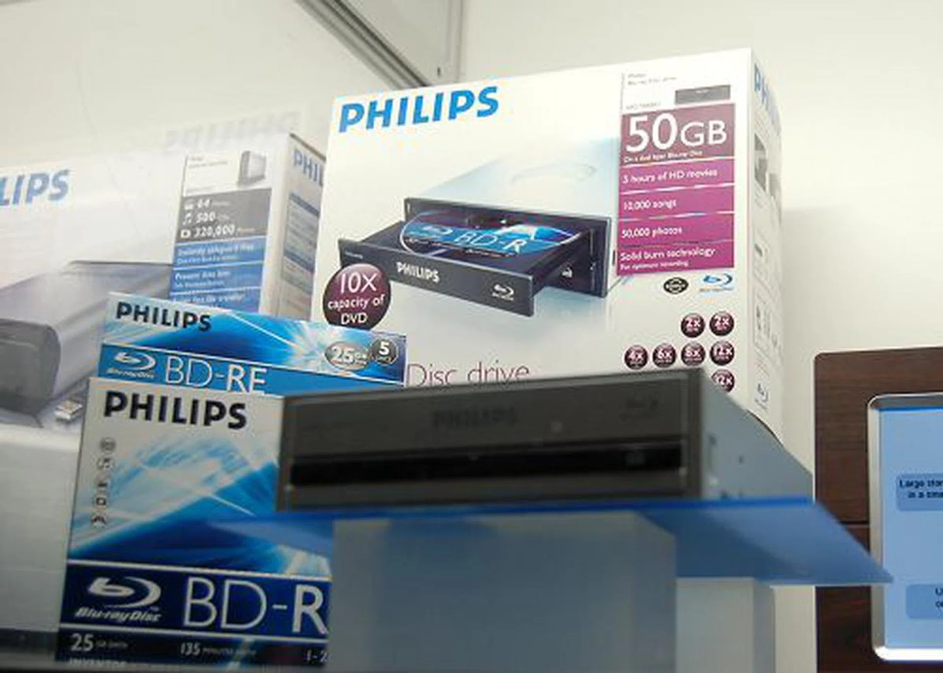 A 2x Blu-ray writer from Philips was also spotted at the show.  
