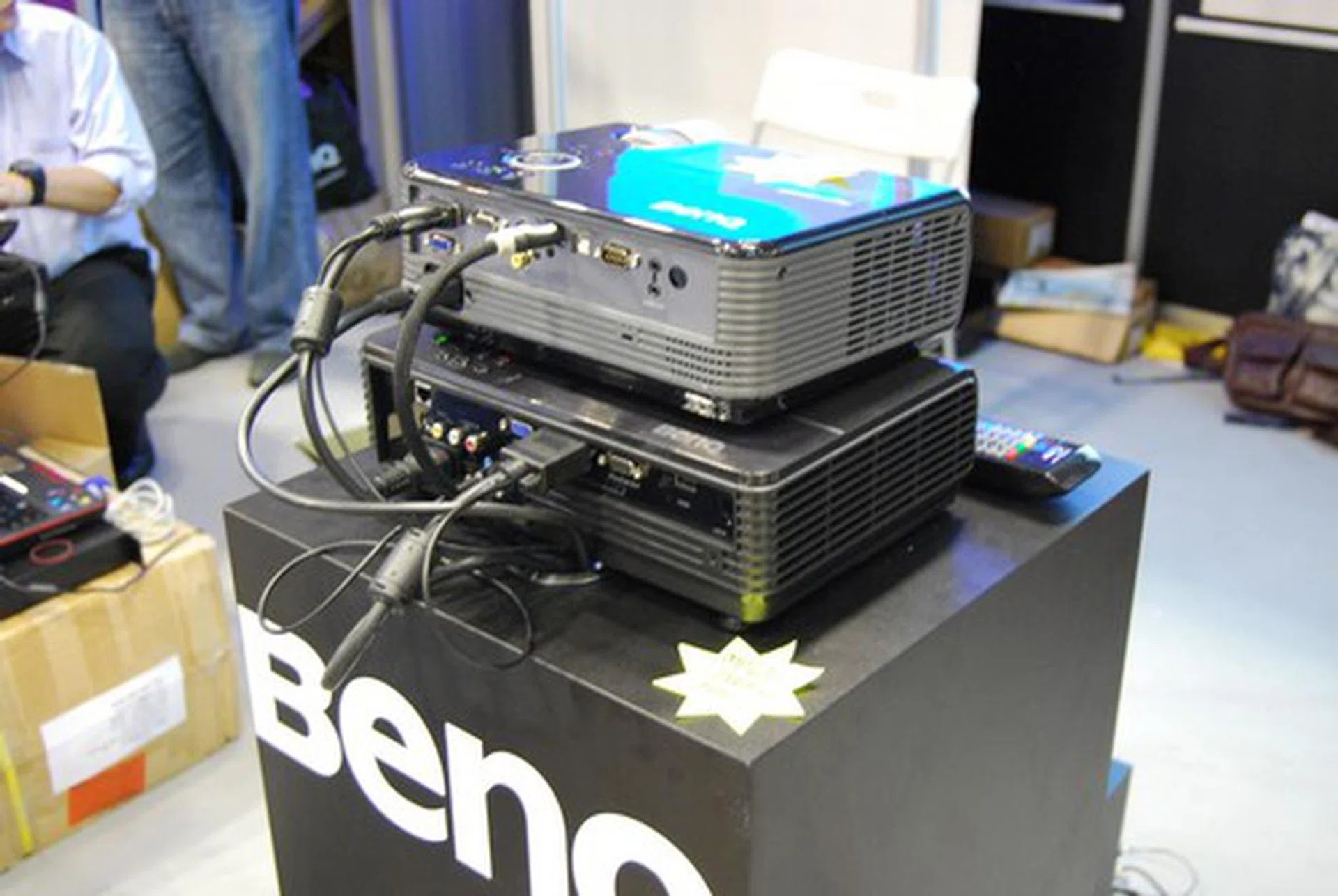 The BenQ MP 670 is an XGA (1024 x 768) DLP projector with 3200 ANSI lumens, and is 3D ready. Selling for $1099 (U.P. $1599).
