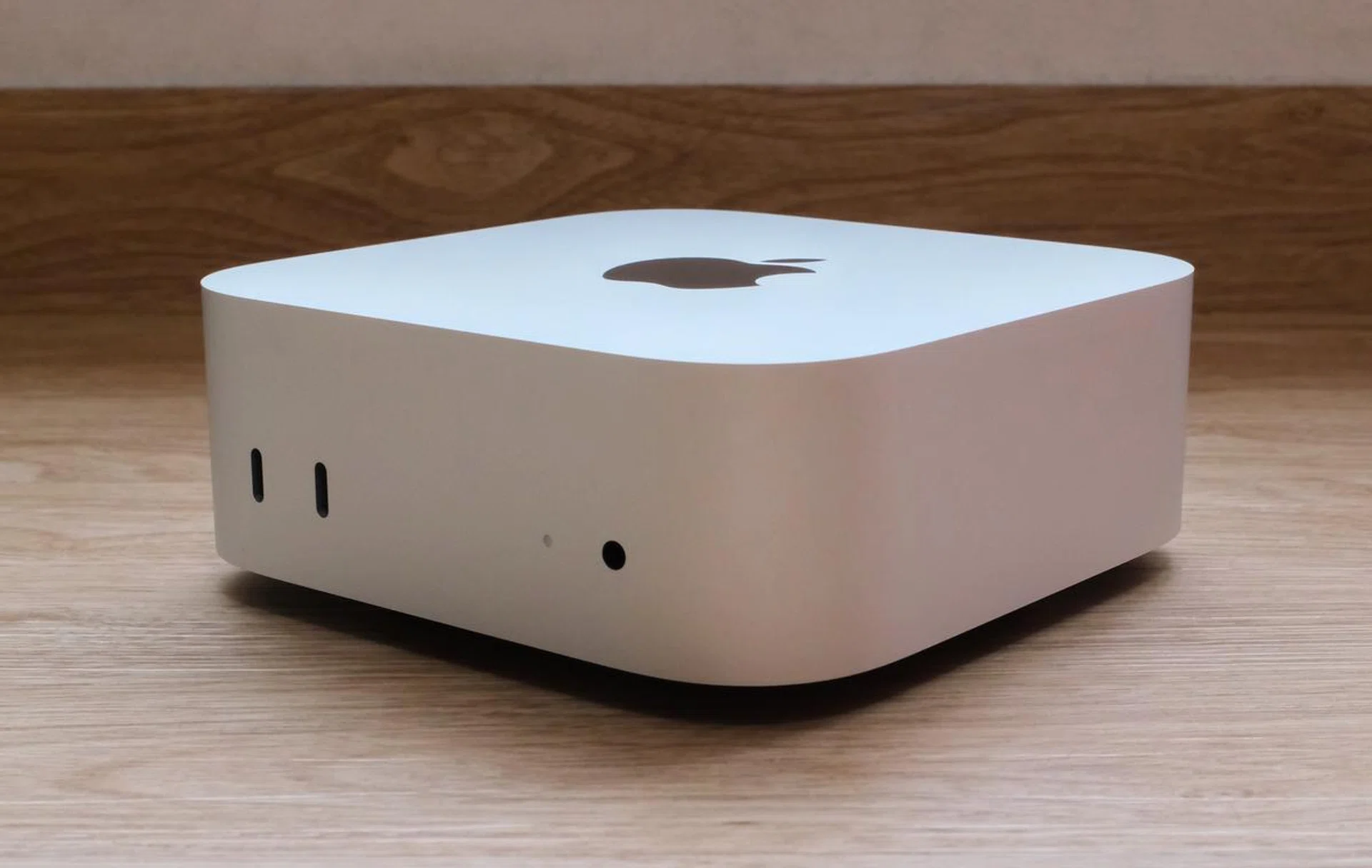 Because of its incredible performance and value, the new Mac mini will likely go down as one of the most important Macs Apple has ever made. Photo: HWZ