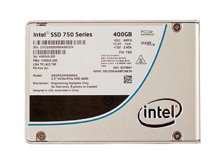Looking just like a normal 2.5-inch SSD, the Intel SSD 750 series in this form factor actually uses an SFF-8639 connector and will be bundled with a cable to convert that to a SFF-8643 connector (Mini-SAS HD compliant).