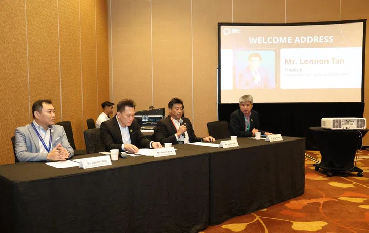 Clement Teo, Chief Sustainability Officer | Asst. Chief Executive, SMF, 
Dennis Mark, Chief Executive Officer, SMF, Lennon Tan, President, SMF, Dr Zeng Xianting, Director of AMTA. Image source: Tan Genghui.
