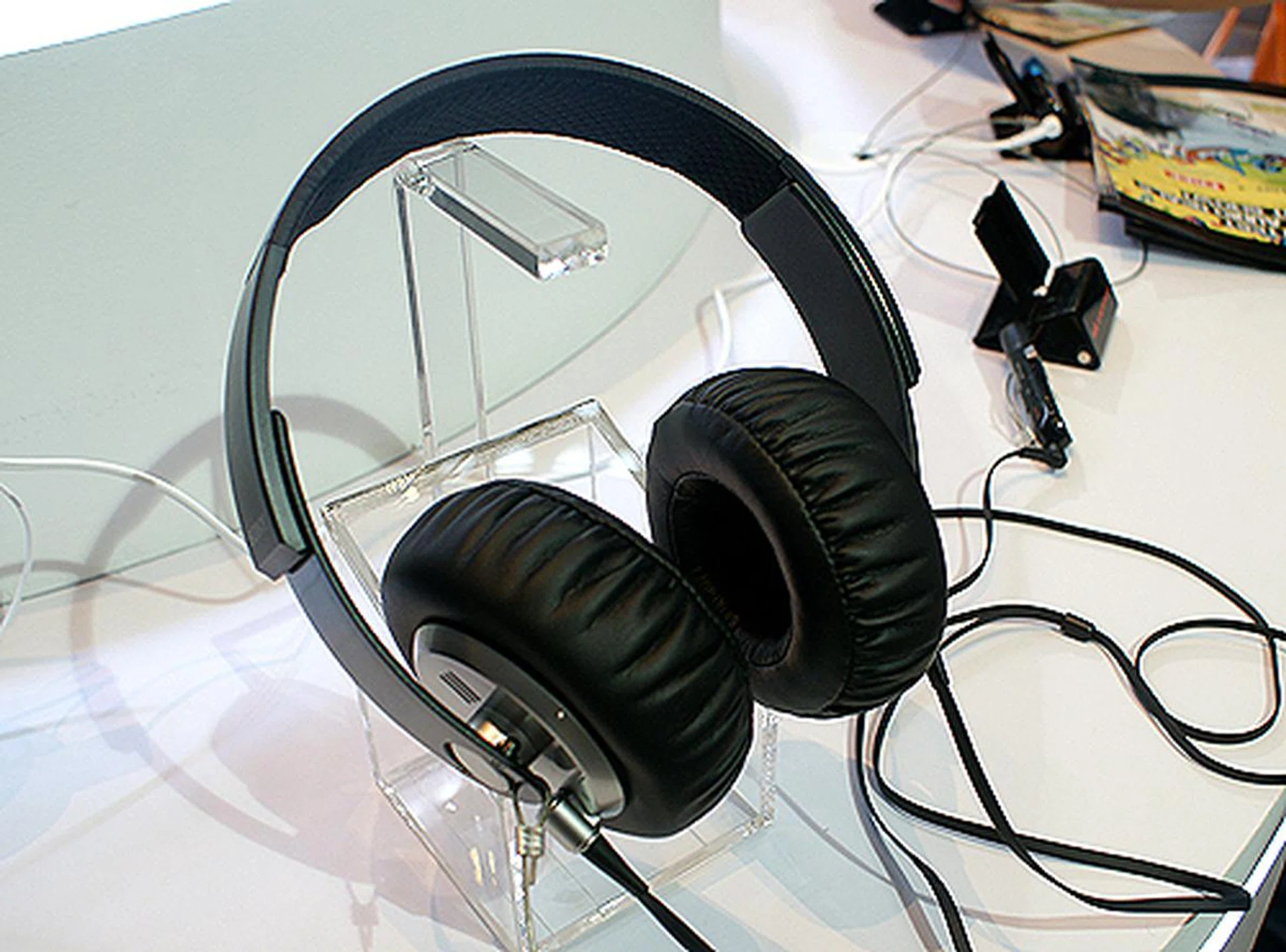 Popular with bassheads thanks to its thumping bass and street-inspired design, the MDR-XB500 is going for $127.20 (U.P.: $159).