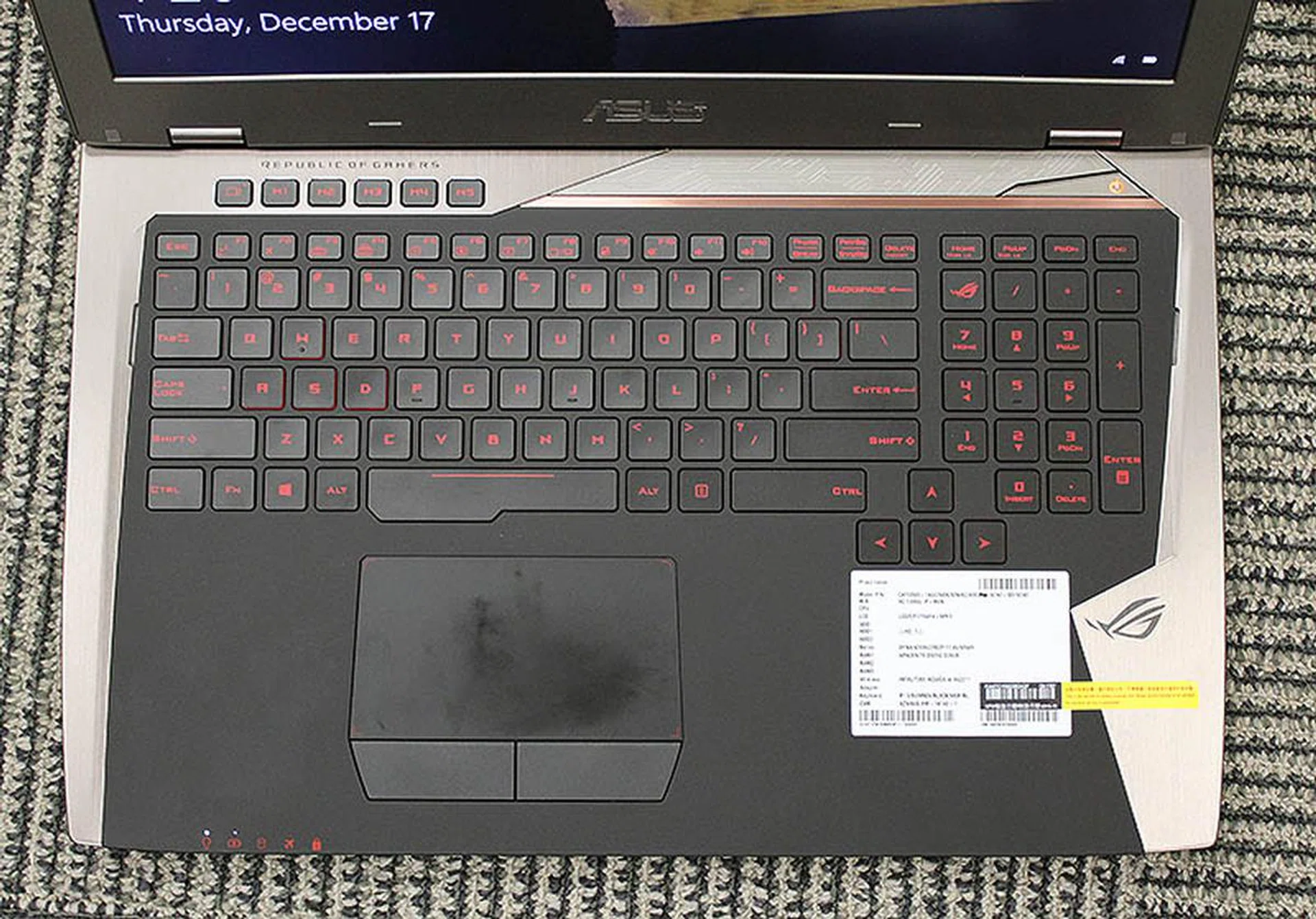 ASUS GX700 keyboard