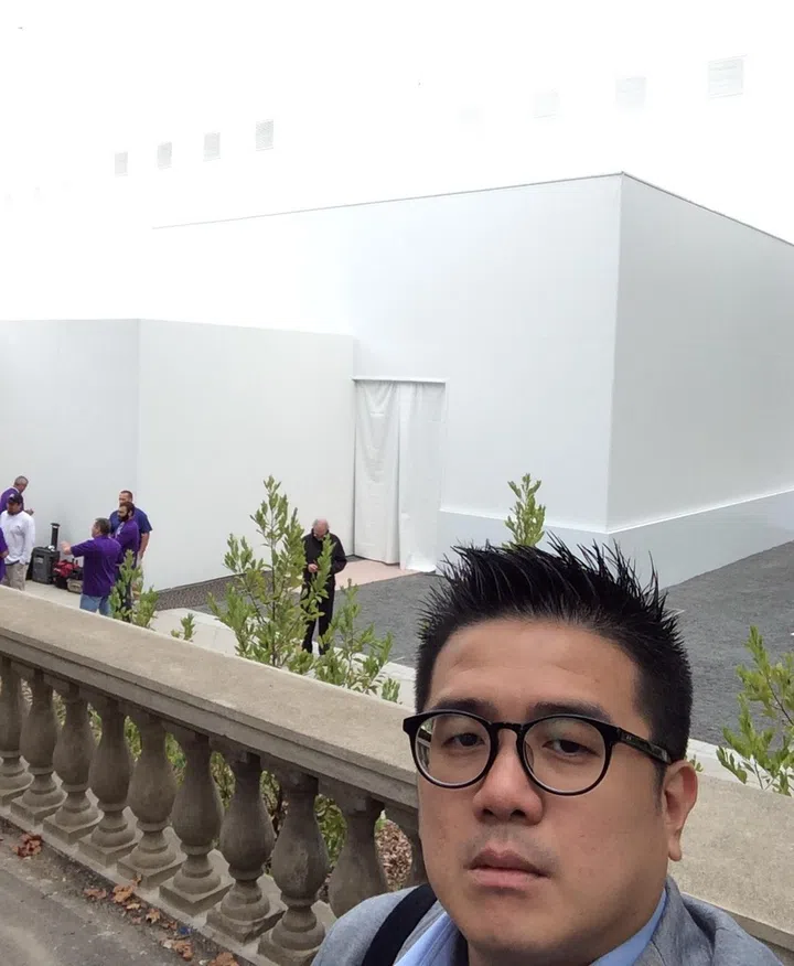 Me standing outside Flint Center for Apple Watch Unveil in 2014. Photo: HWZ