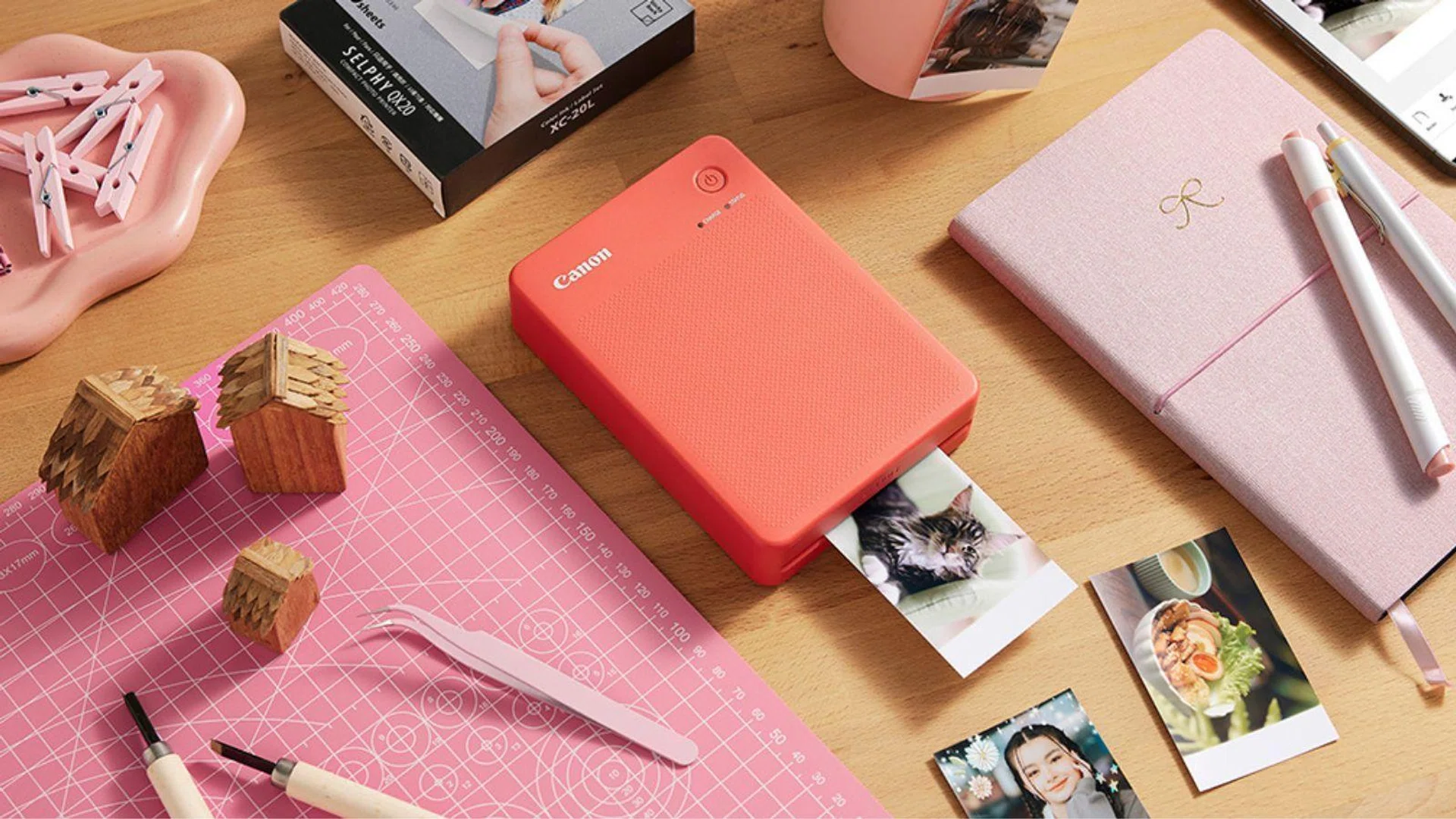 Canon SELPHY QX20 mobile printer in Terracotta Red