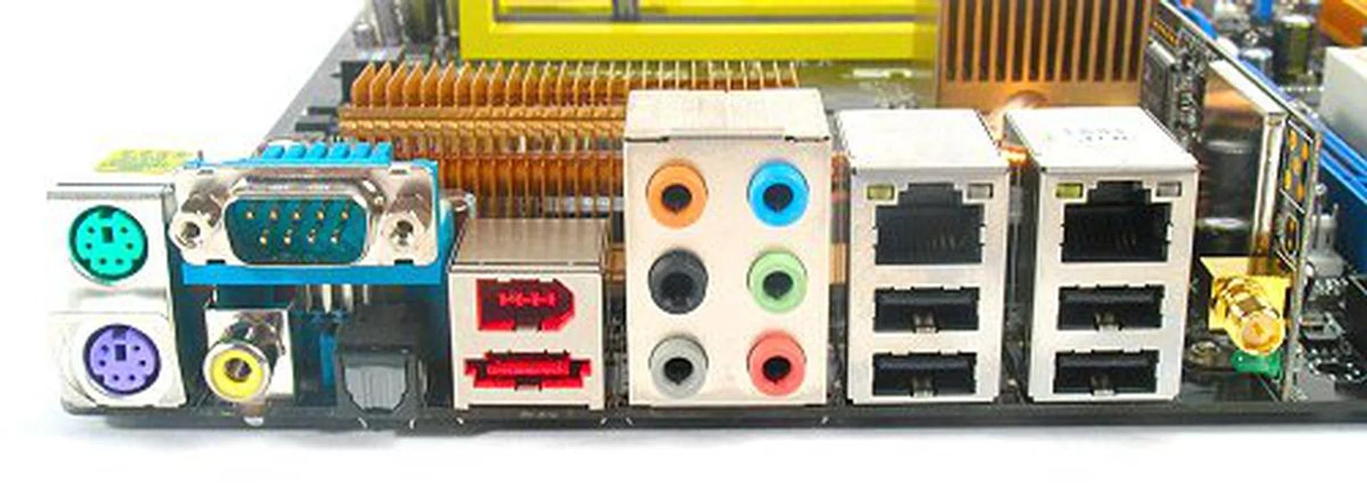 Carte Mère ASUS P5B Deluxe (LGA775) + CPU Q6600 + 2x1Go DDR2 - Lot