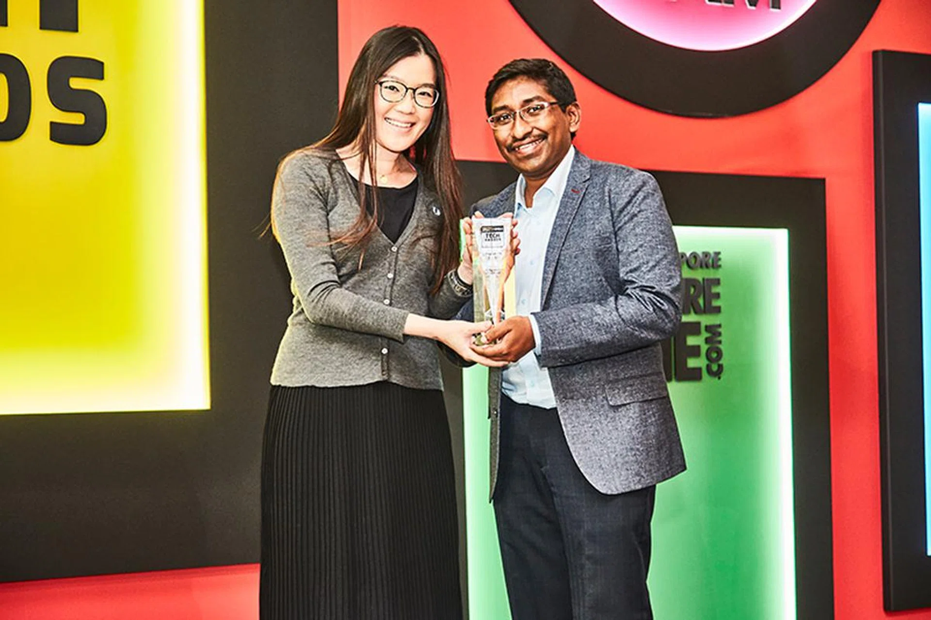The Editor's Choice for Best 4K TV goes to LG's Signature G6 OLED TV. The company's LG Gram 15 also lands it an Innovation Award. Here's Ms. Sharon Soon, Product Manager for the Home Entertainment division, is here to accept the awards.