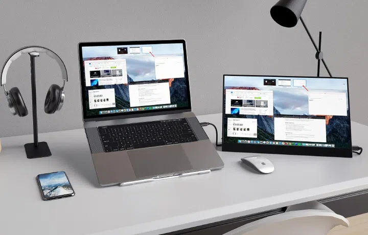 The Vissles-M portable touchscreen monitor. (Image source: Vissles)