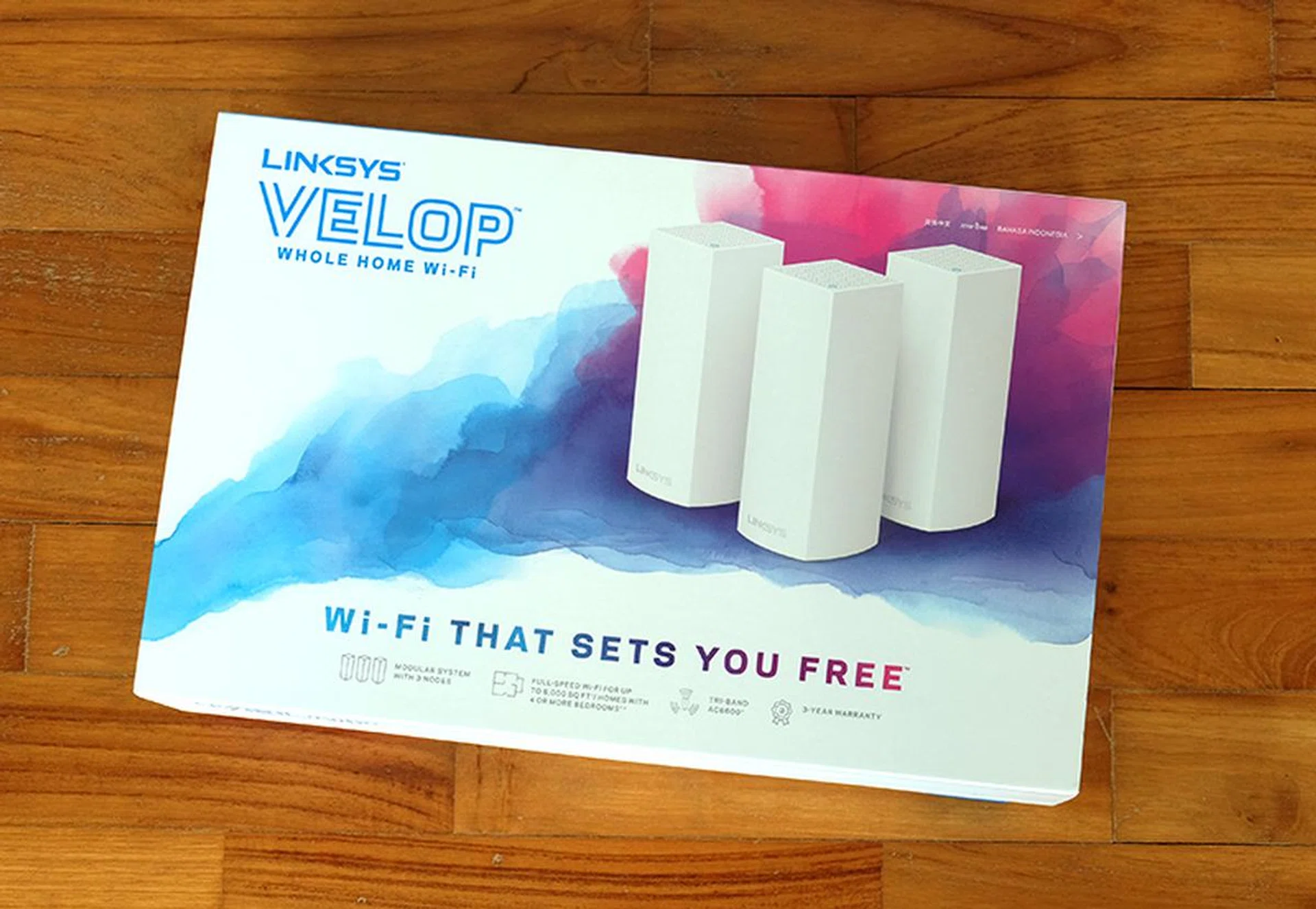 Announced earlier this year, Linksys Velop is finally here. We are the second country in Asia to get Velop. China was first.