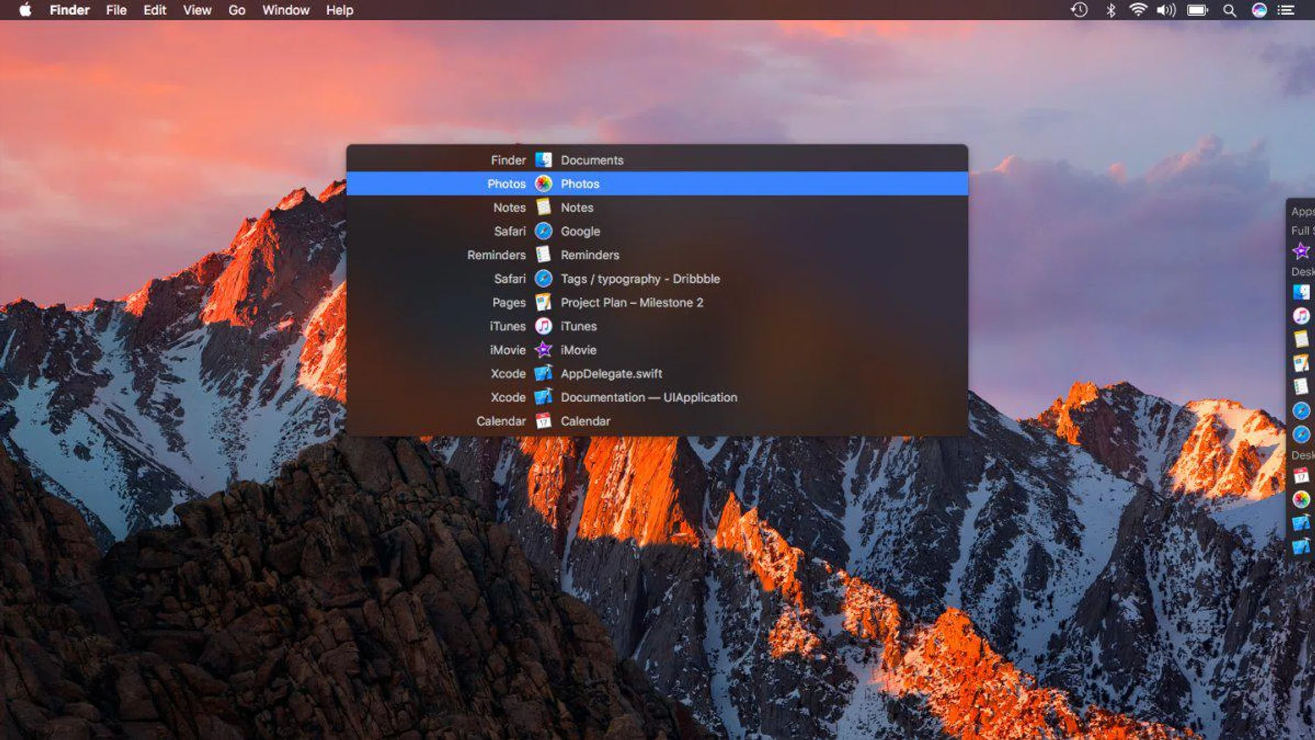 List of open apps, taskbar-like functionality on the side… multitasking bliss. (Image: Contexts)