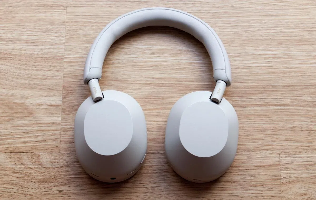 WH1000XM5 ホワイト SUNNY　SONY