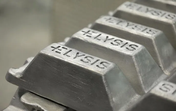 This block of aluminum was produced using the new carbon-free process. (Image source: Apple)
