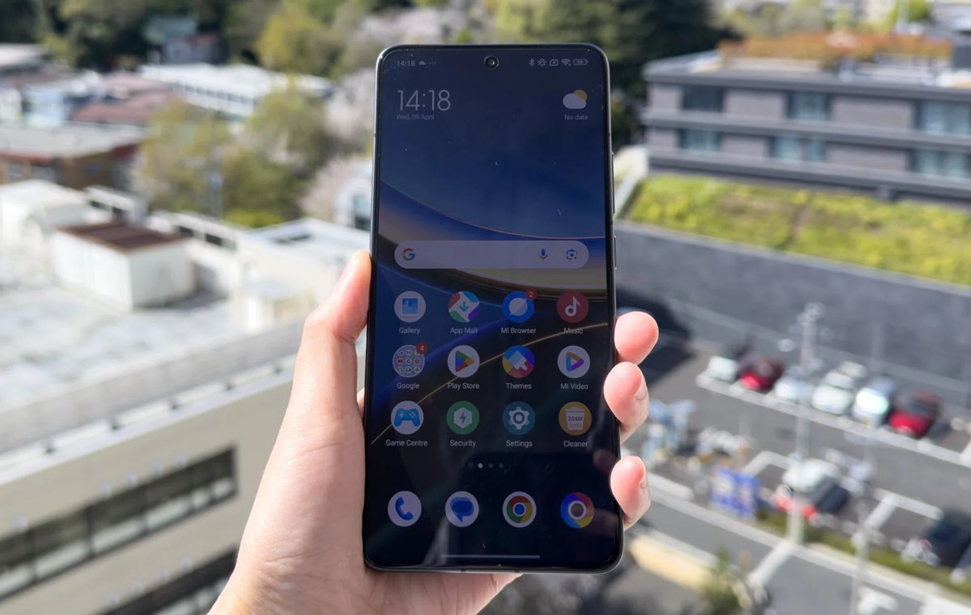 Still perfectly useable under 2pm sunlight. Photo: HWZ.