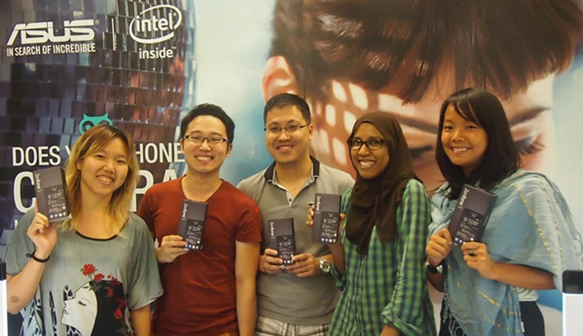 Five lucky participants were selected to review the ASUS ZenFone 5 for a week.