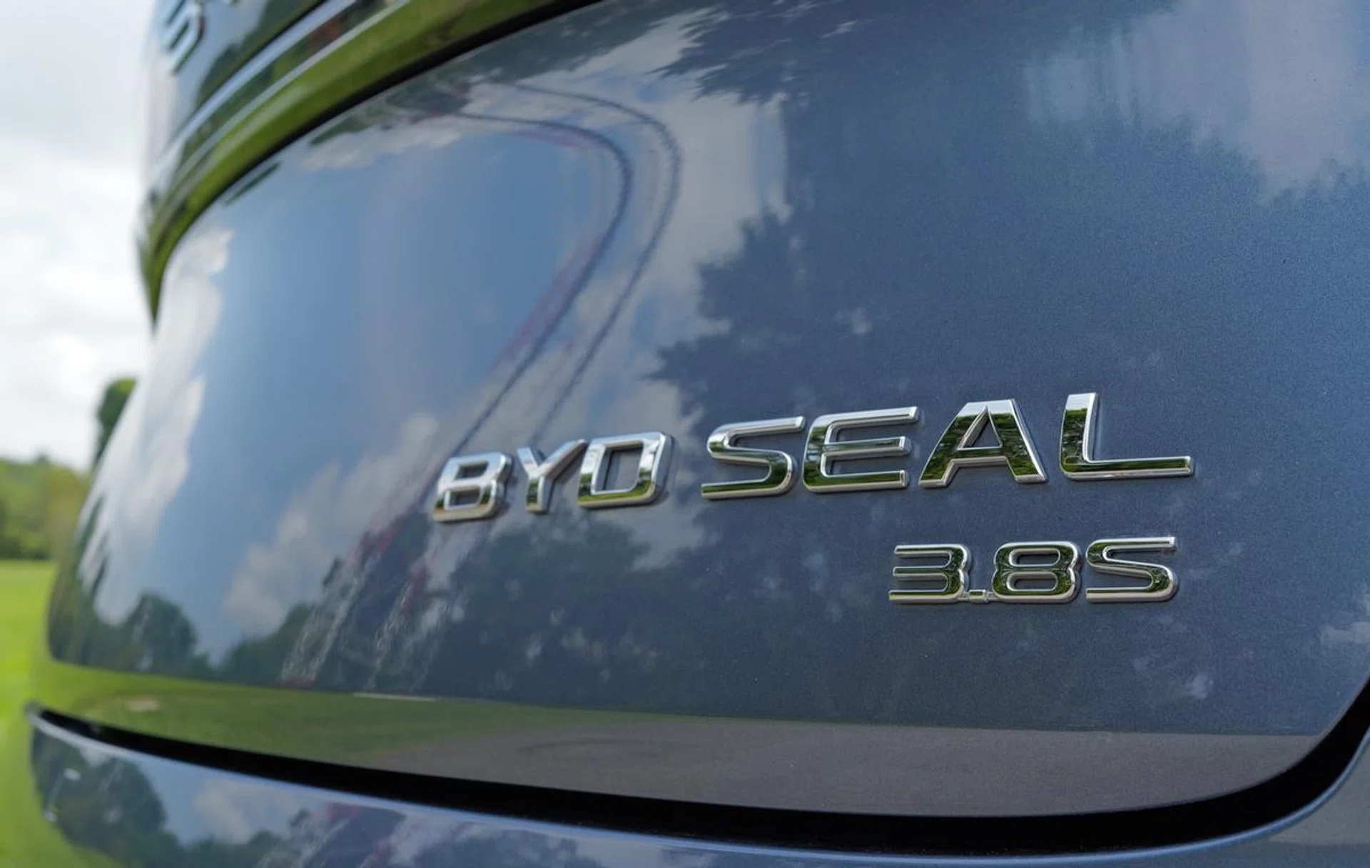 You can tell it's the Performance variant by this "3.8S" badge on the boot. It tells others how long it takes to get from 0 to 100km/h.