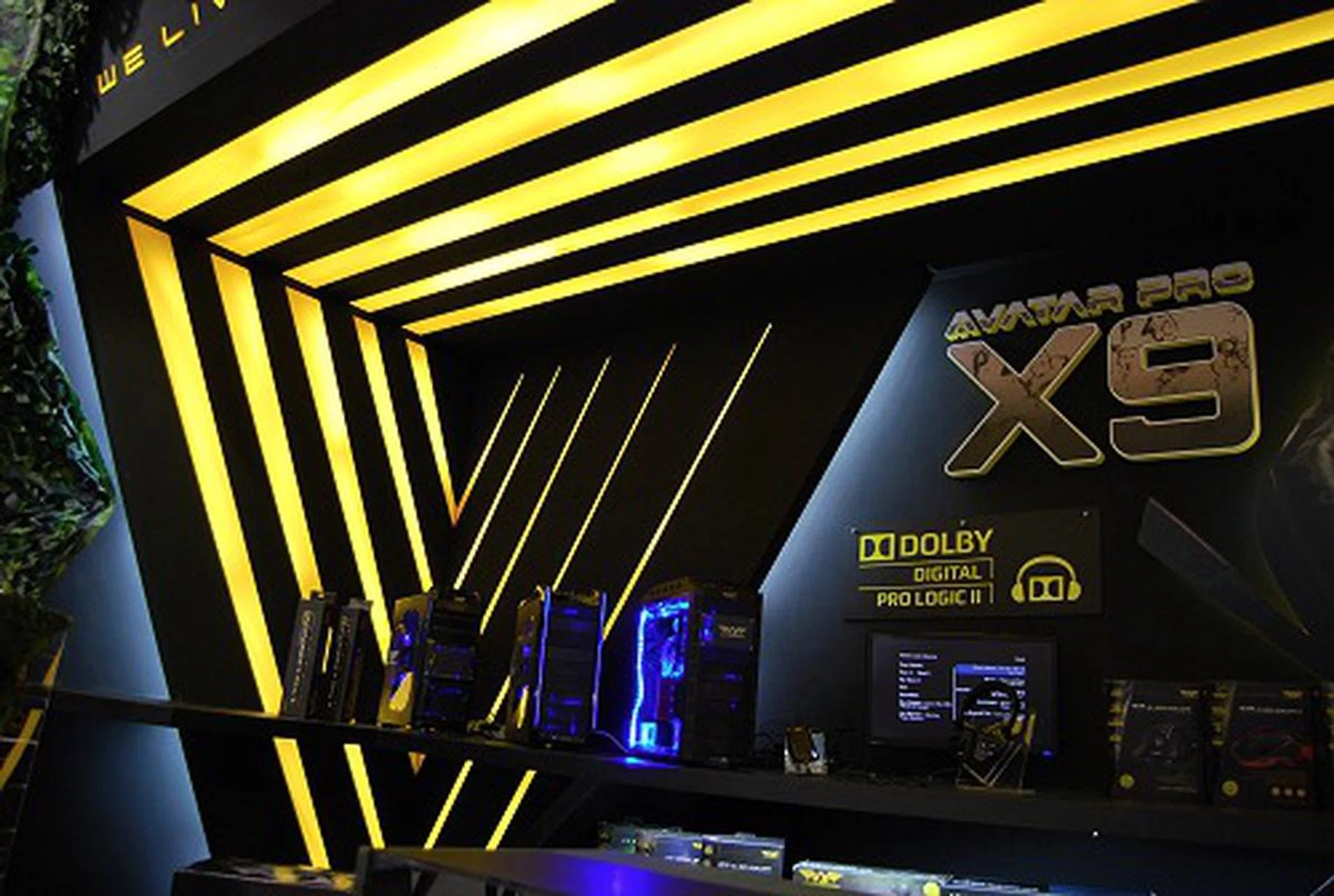 SonicGear and PowerLogic’s Armageddon Casing Gear Booth