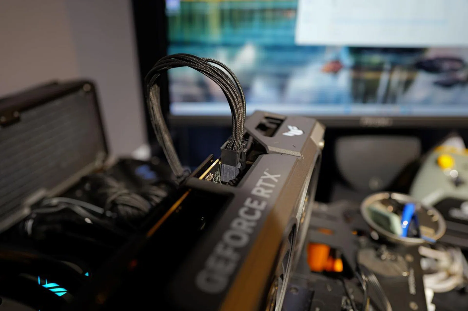ASUS has smartly stuck with a standard 8-pin power connector. Photo: HWZ