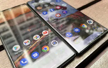 Google Pixel 6 and 6 Pro.