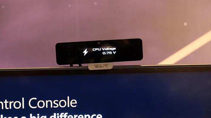 The webcam supports Windows Hello facial recognition and features a 2-inch OLED screen.