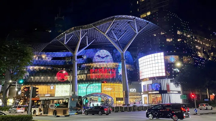 Image: WarnerMedia, Singapore Tourism Board