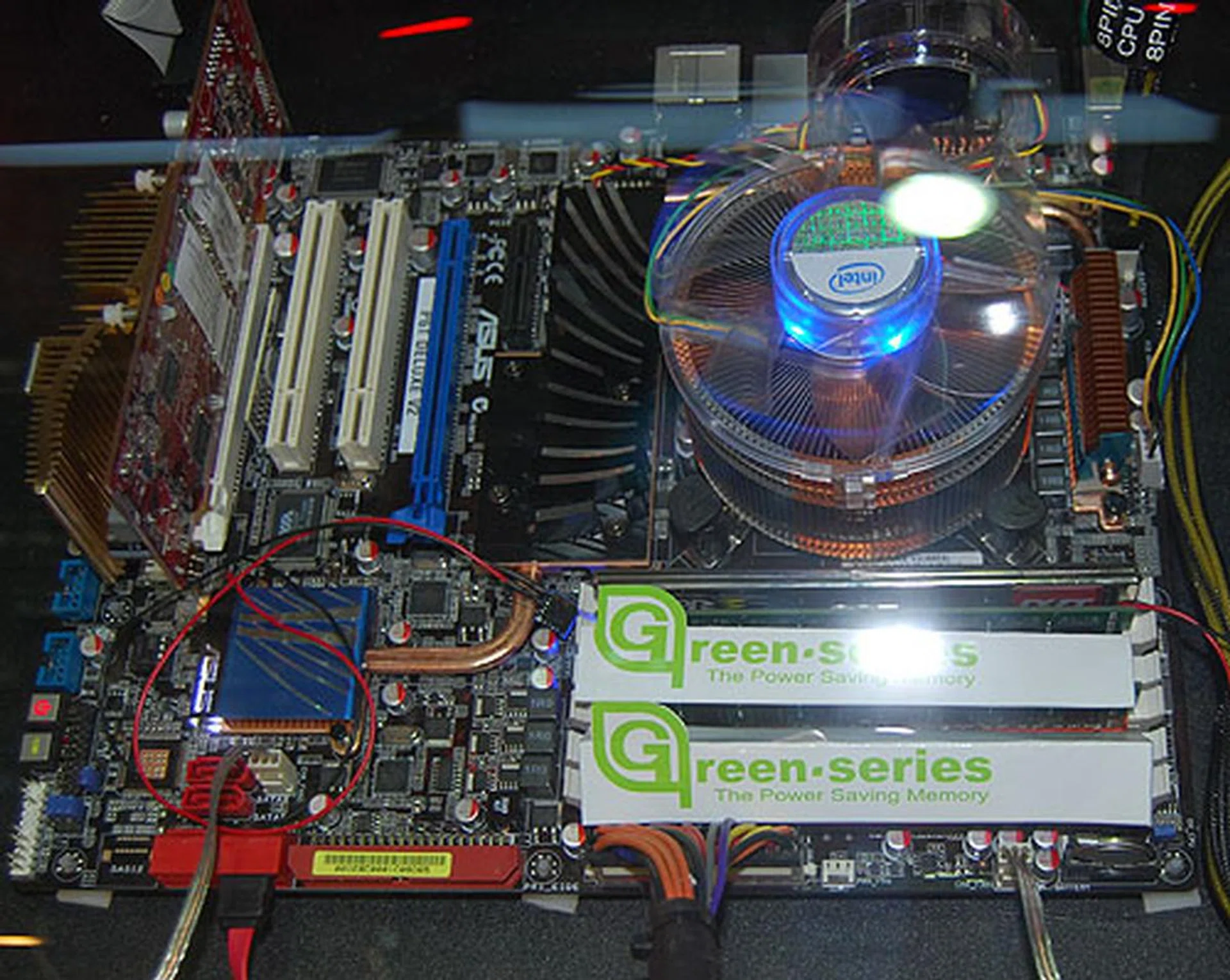  One of its newer Green series of memory modules, these DDR3-1333 memory are available in a 2GB density, triple channel kit with a power saving 1.2V voltage drawn when used.  