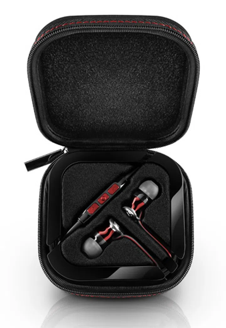 A durable carrying case is provided so you can keep the In-ears safe while traveling. 